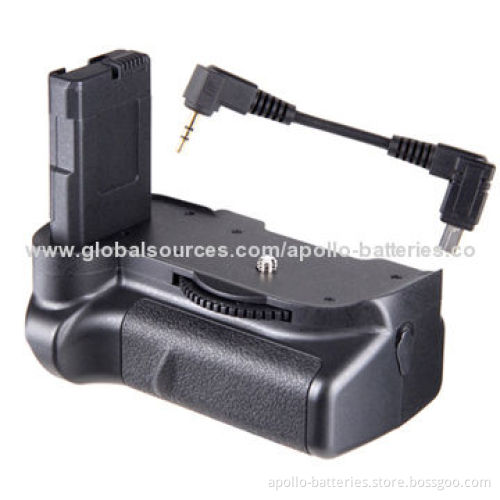 Camera battery grips for Nikon D5100